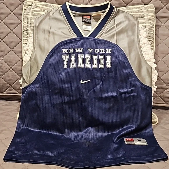 Yankees Nike Tank Jersey - Picture 14 of 14
